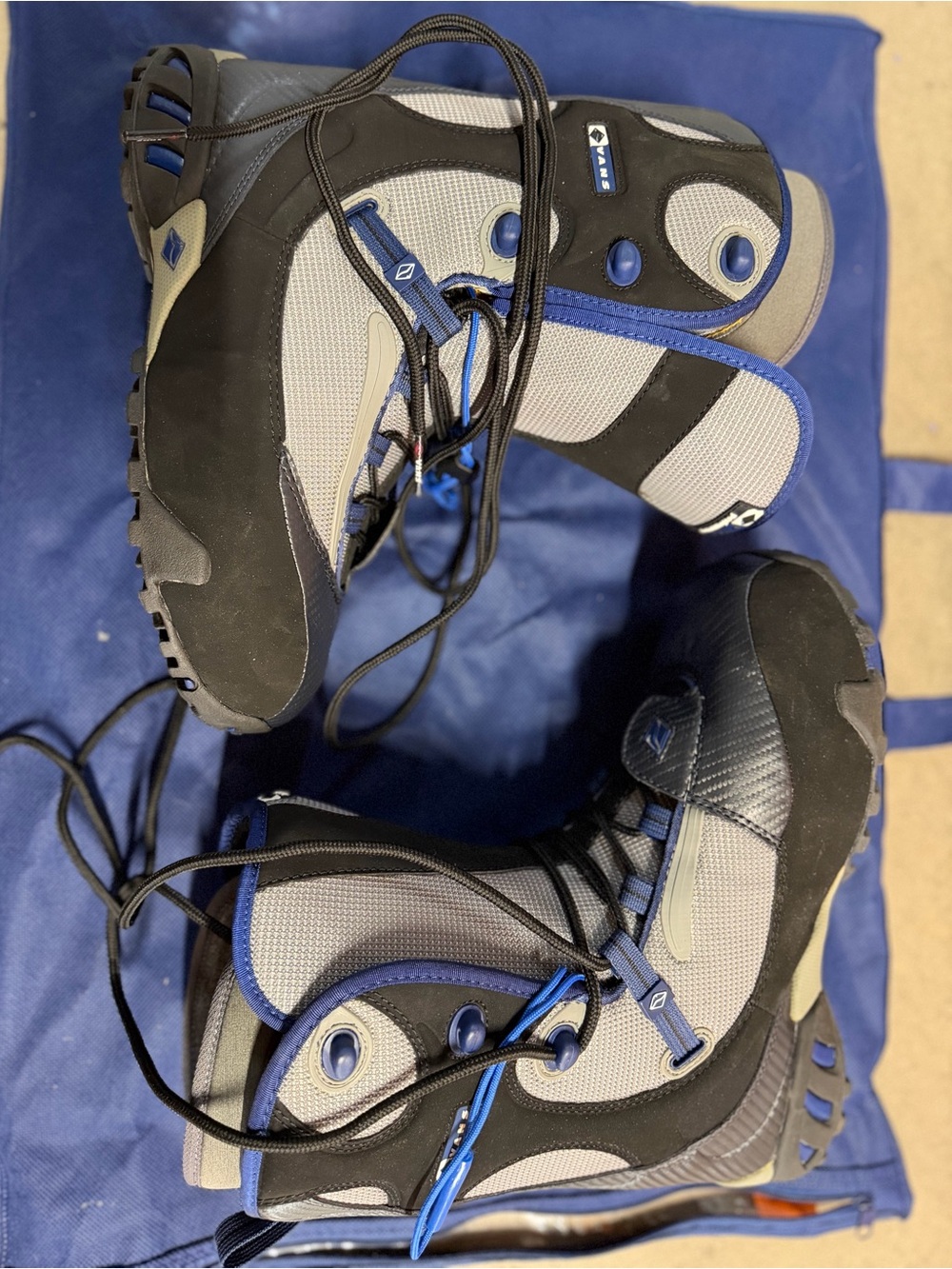 Vans Men's Gray and Blue Snowboard Boots